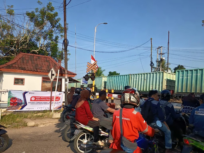 KAI Divre III Palembang Gelar Sosialisasi Keselamatan Perkeretaapian