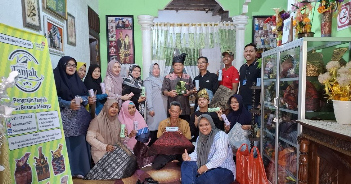 TJSL Telkom Witel Kalbar Edukasi UMKM Soal Aplikasi Digital untuk Tingkatkan Daya Saing