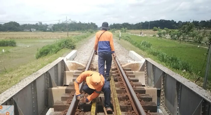 KAI Daop 7 Madiun Bergerak Cepat Perbaiki dan Lengkapi Baut Penambat yang Dicuri, Keselamatan Perjalanan KA Ja