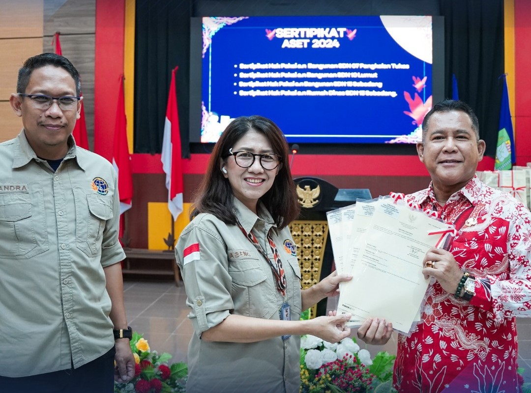 Terdiri 17 Desa dan 7 Kecamatan, 10 Ribu lebih Sertifikat Gratis Dibagikan di Sanggau