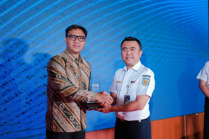 Empat Instansi Di Wilayah Daop 8 Dapat Apresiasi Dari PT KAI Atas Dukungan Pengamanan Aset Negara