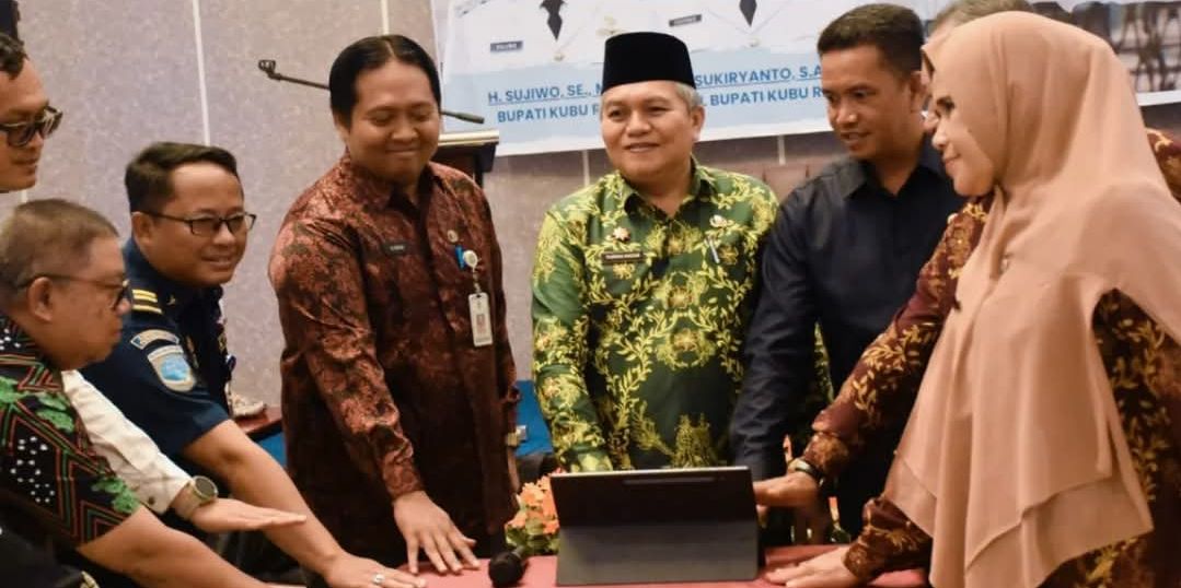 Kubu Raya Luncurkan Aplikasi e-SILAKAN, Permudah Layanan Administrasi Nelayan