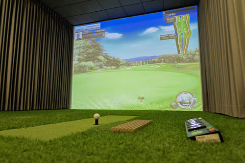 “Awan Eight - Golf”, Golf Simulator Pertama di Bandung, Rasakan Sensasi Main di Lapangan Golf Korea 