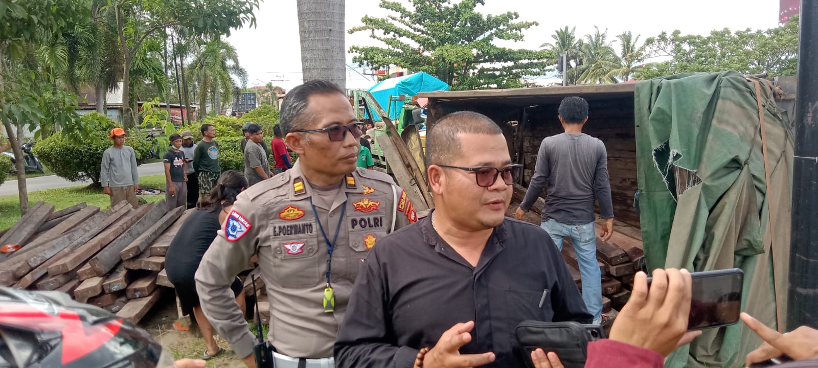 Polres Kubu Raya: Truk Rem Blong Tabrak Tiga Sepeda Motor di Kubu Raya, Dua Korban Luka