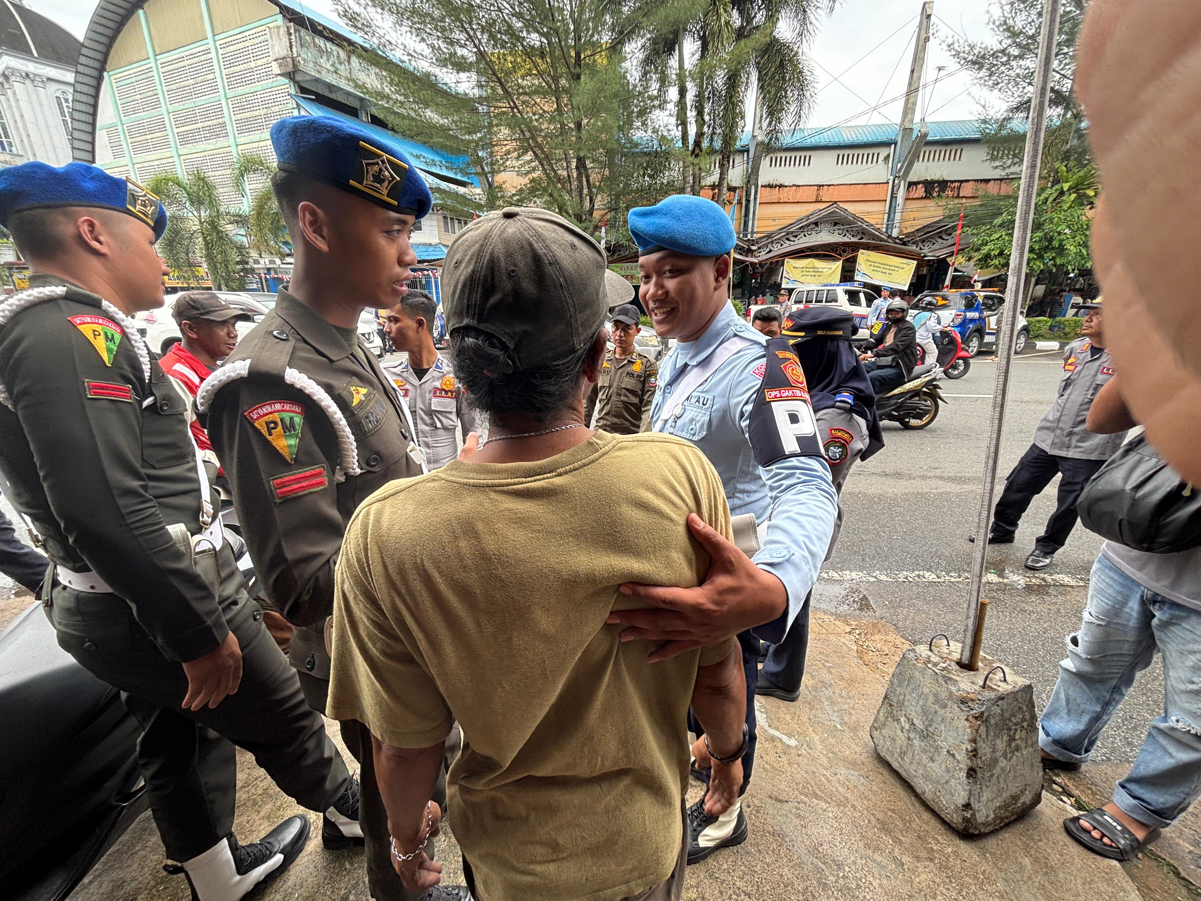 Dishub Pontianak Tertibkan Jukir Liar, Delapan Orang Diamankan