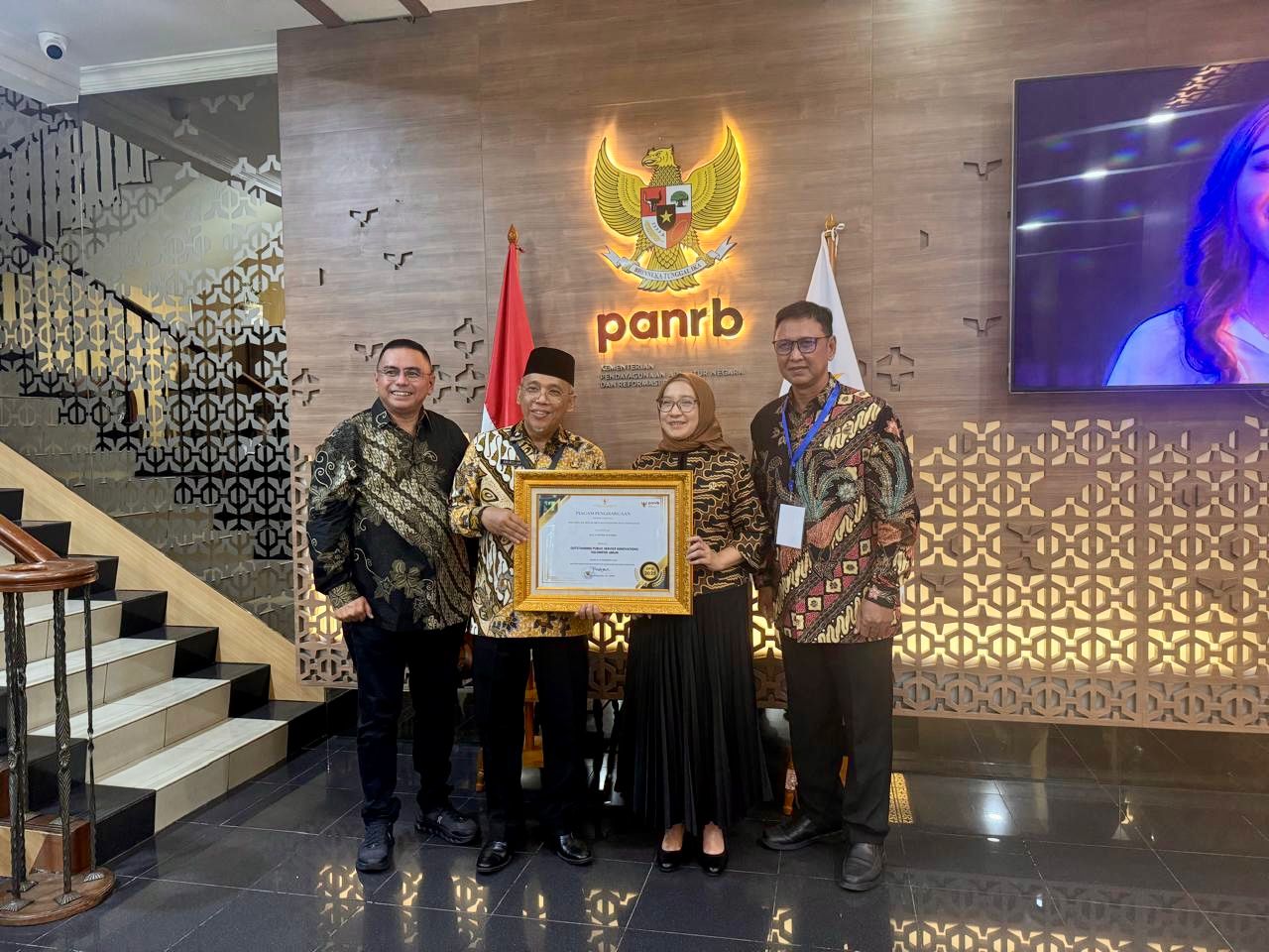 Inovasi Baca Meter Mandiri, PDAM Tirta Khatulistiwa Pontianak Raih Penghargaan OPSI 2025