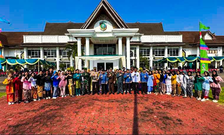 Upacara Meriah Peringatan Hari Sumpah Pemuda ke-96 di Mempawah, Pj Bupati Serukan Pengembangan Potensi Pemuda