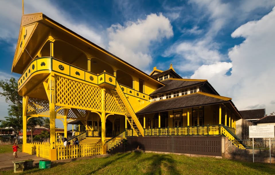 Peran Kesultanan Pontianak dalam Membentuk Sejarah dan Identitas Kota