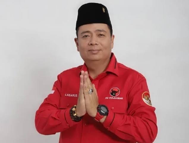 Memutuskan Untuk Tidak Maju Dalam Pilkada 2024, Berikut Profil Lasarus! 