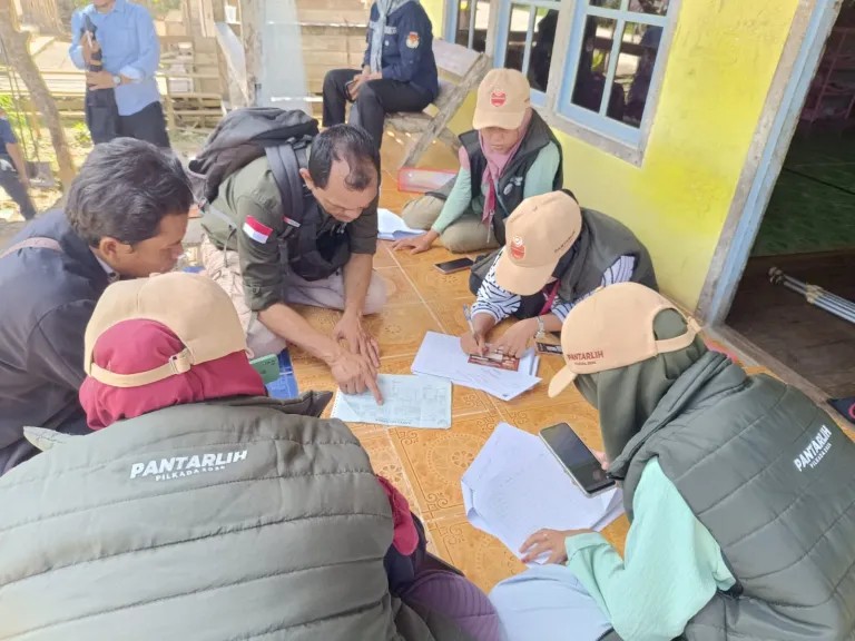 Bawaslu Melawi Temukan Pantarlih Tidak Tatap Muka Hingga Orang Meninggal Dunia Masih Terdaftar Pemilih