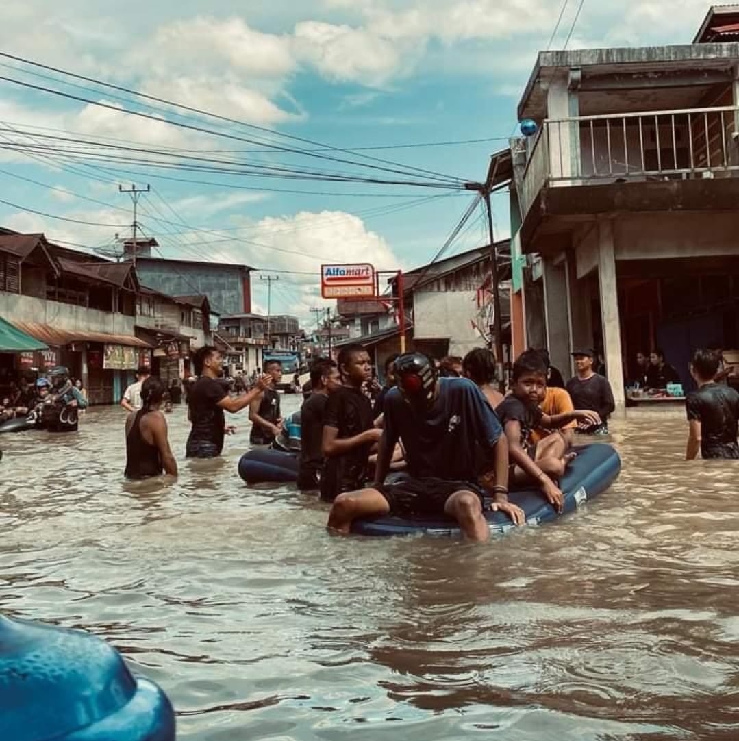 Sejumlah Desa di Kabupaten Landak Alami Banjir, Ketinggian Mencapai Satu Meter