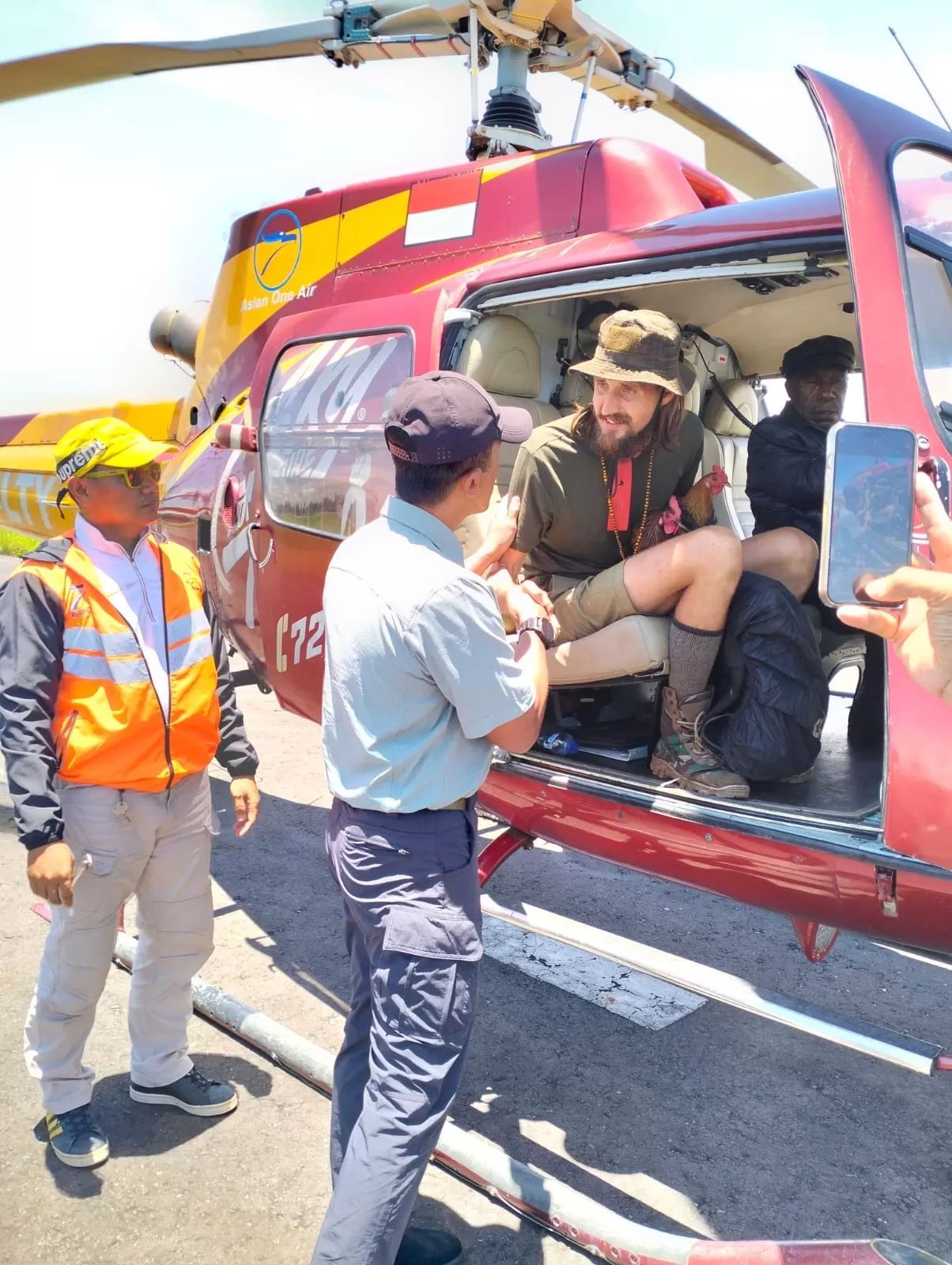 Disandera Hampir 20 Bulan di Papua, Kapten Philip Mark Mehrtens Akhirnya Bebas