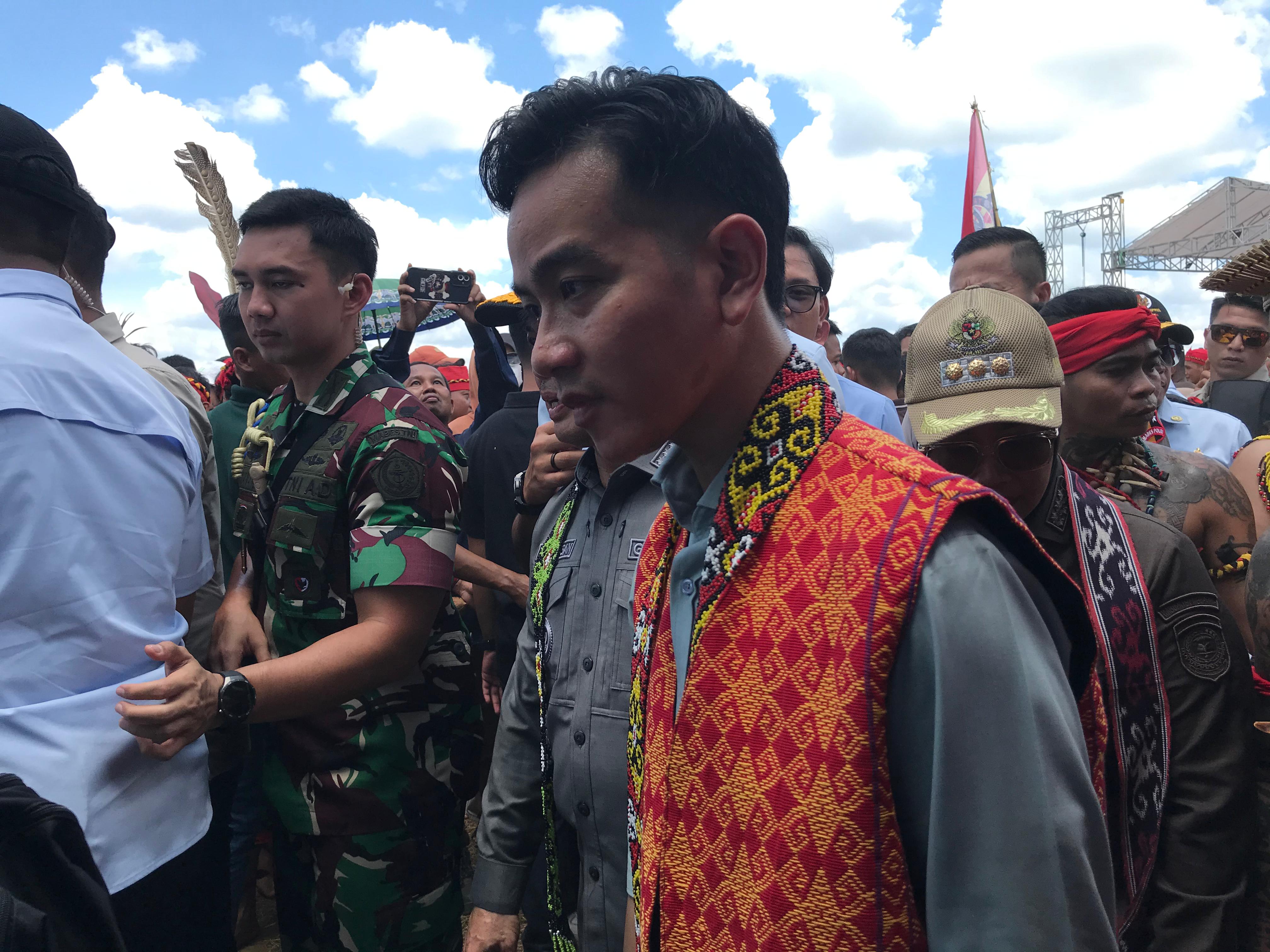 Gibran Hadiri HUT Panglima Jilah, Tegaskan Pembangunan yang Tak Lagi Jawa-sentris