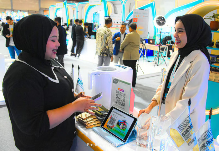 BSI Maslahat Hadirkan Layanan Konsultasi Ziswaf & Pendaftaran BSI Scholarship di BSI International Expo 2025, 