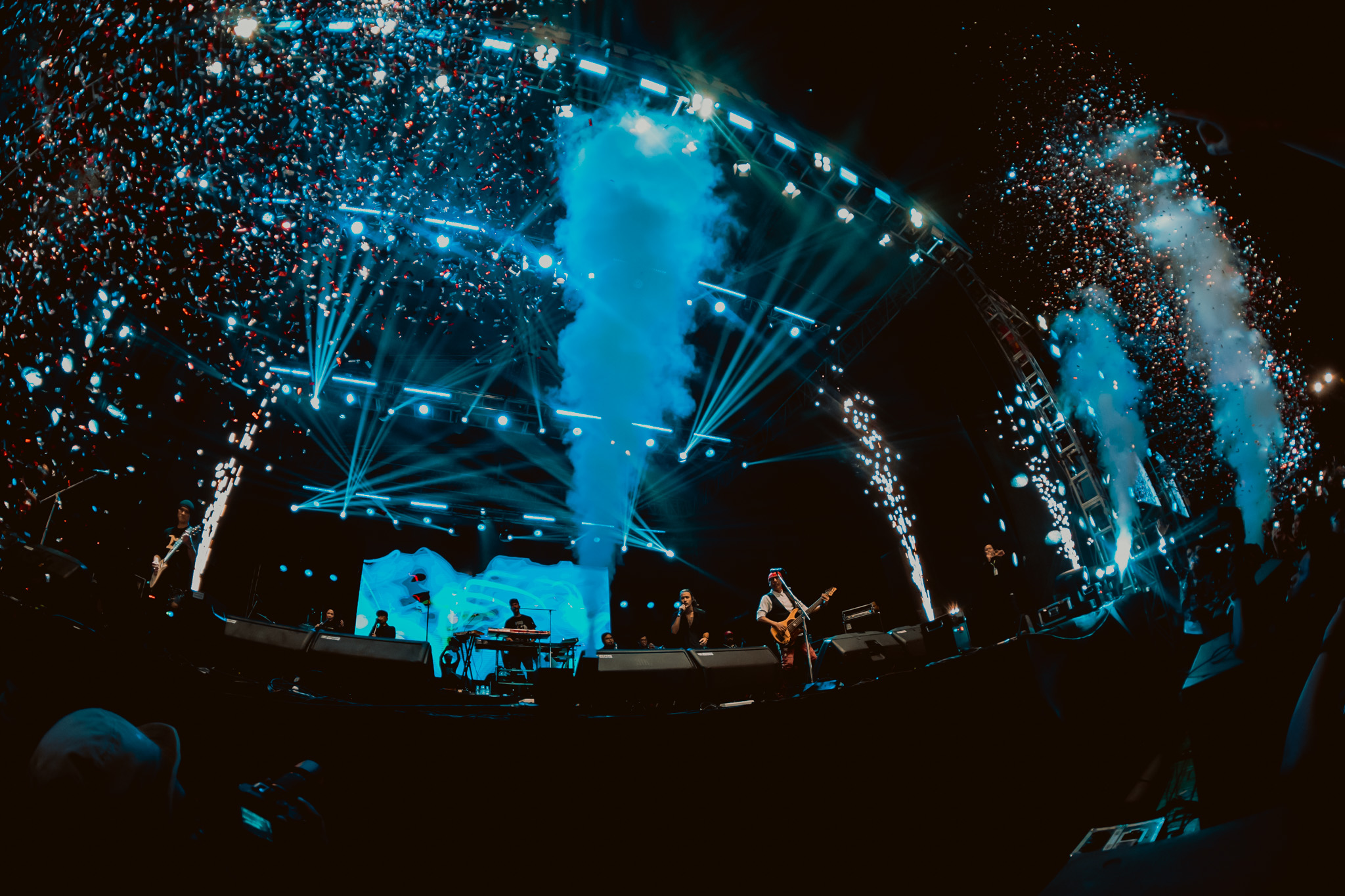 Sampoerna Fest Berlangsung Sukses, Ribuan Penonton Nikmati Konser dengan Aman dan Nyaman