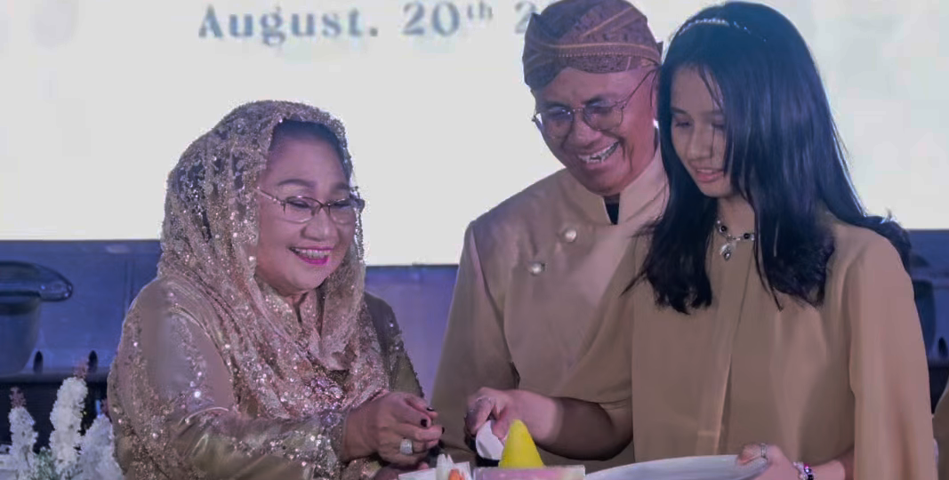 Yuk Intip Kesederhanaan Dahlan Iskan dan Nafsiah Sabri dalam Perayaan 50 Tahun Pernikahan