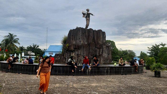 Dijuluki Tugu Naruto, Monumen Pahlawan di Melawi Jadi Tempat Wisata Masyarakat