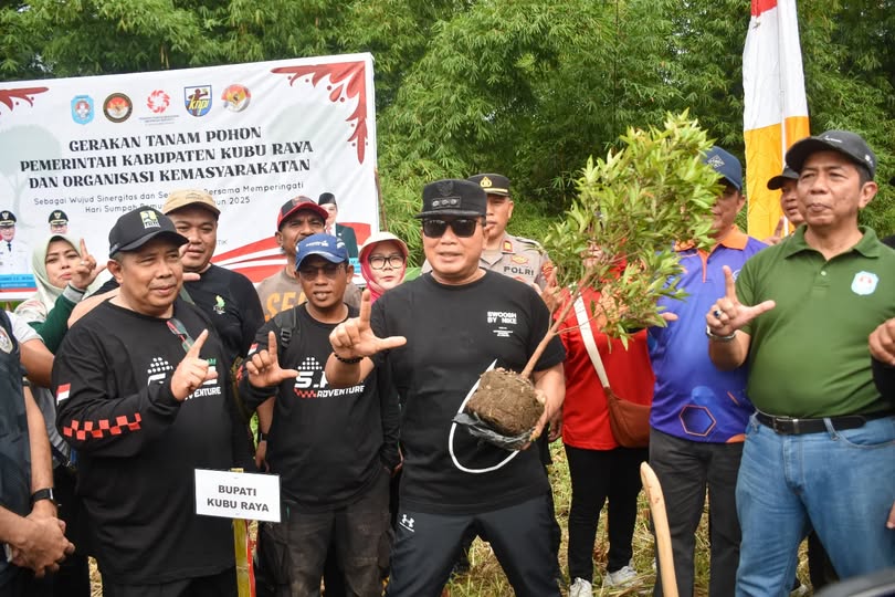 Lawan Emisi Gas Rumah Kaca, Bupati Sujiwo Ajak Tanam Pohon