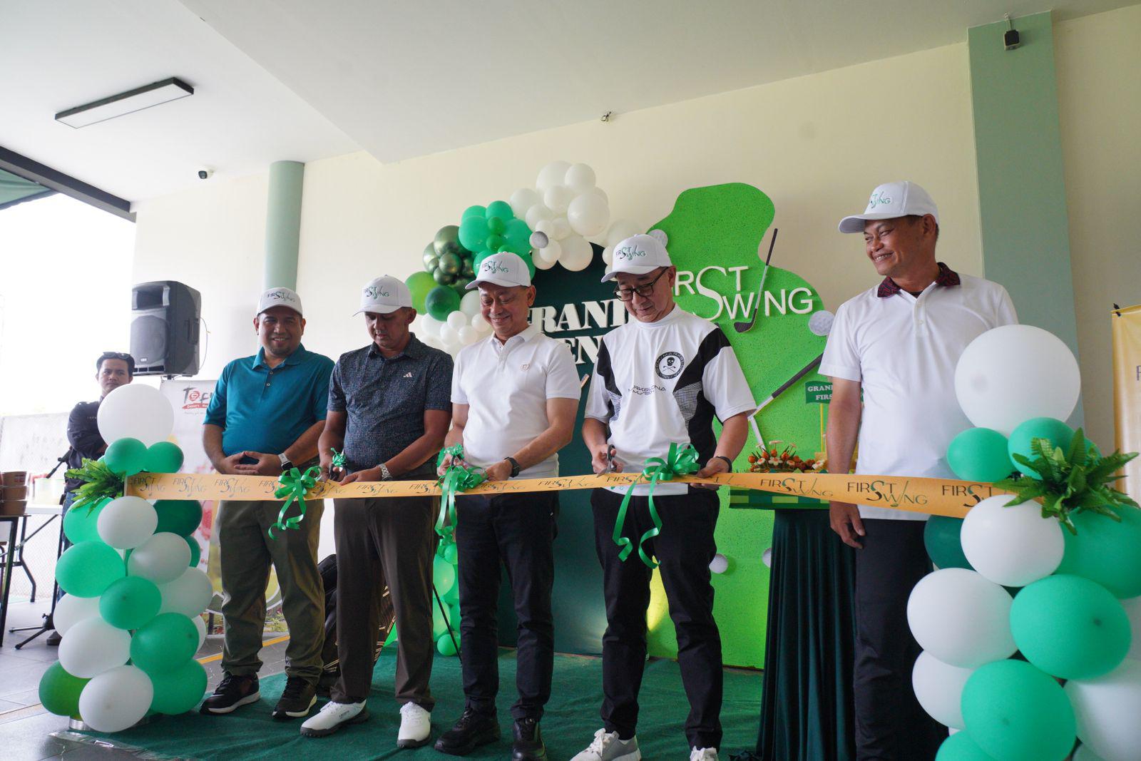 Lapangan Golf First Wing Resmi Dibuka, Walikota Pontianak Beri Dukungan