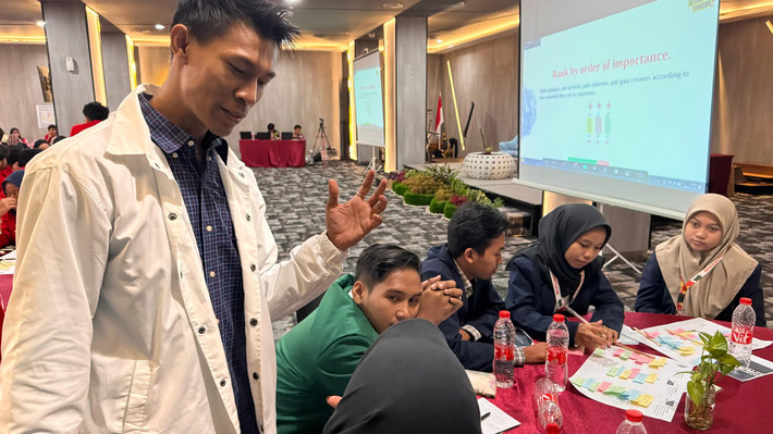 Latih Mahasiswa Berpikir Kritis dalam Berwirausaha, UNTAG Surabaya Gelar Workshop Design Thinking bersama MAXY