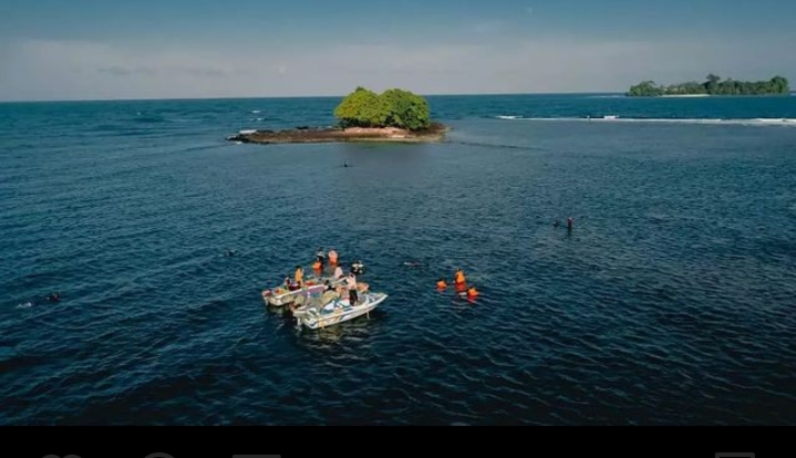 Menjelajahi Keindahan Pulau Samber Gelap: Surga Tersembunyi di Kalimantan Selatan