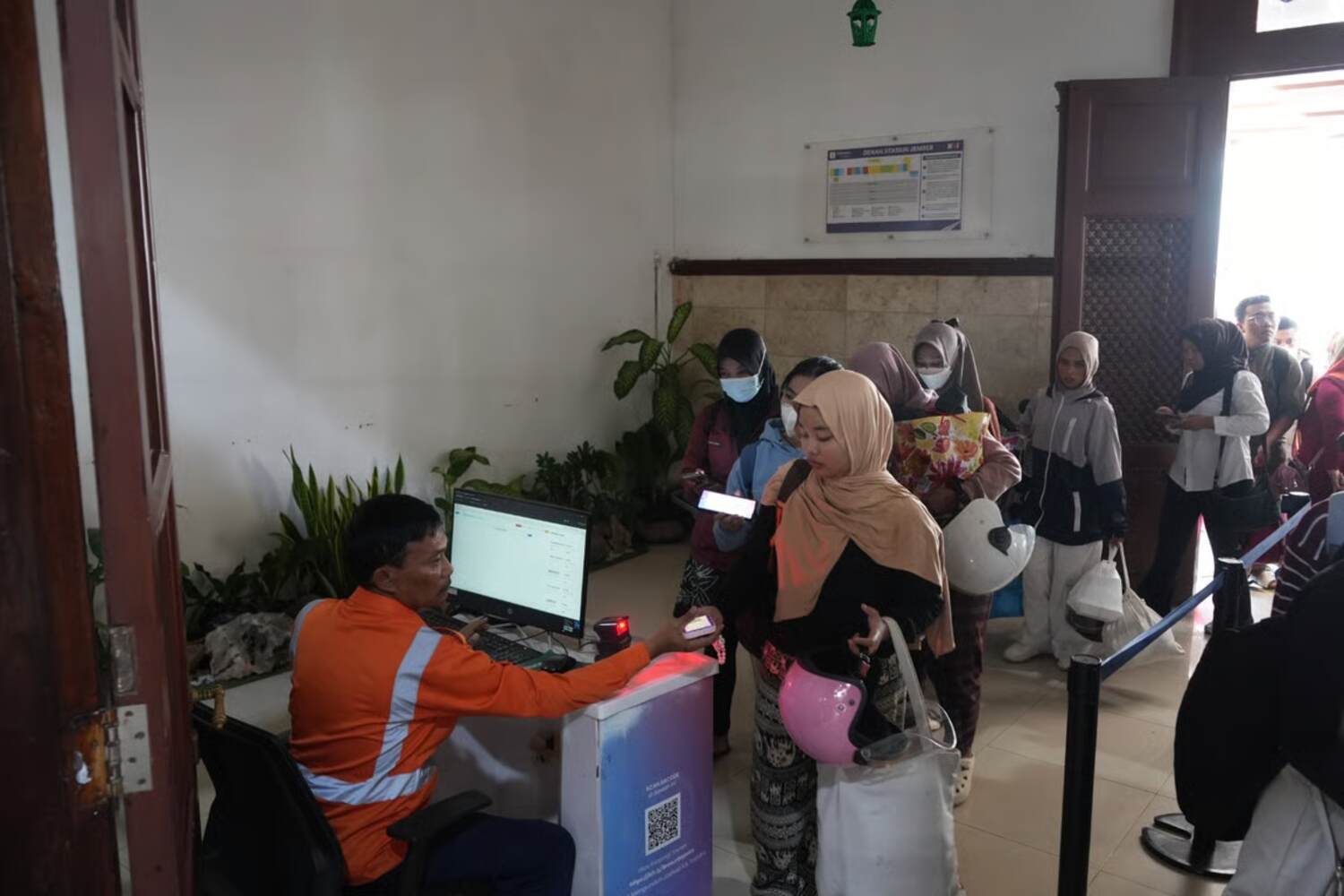 Kesempatan Mudik Masih Terbuka, 94.680 Tempat Duduk Kereta Api di Daop 9 Jember Masih Tersedia