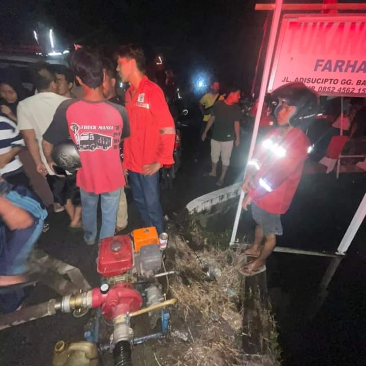 Satu Korban Sesak Nafas Imbas Kebakaran di Arang Limbung Dilarikan ke Rumah Sakit