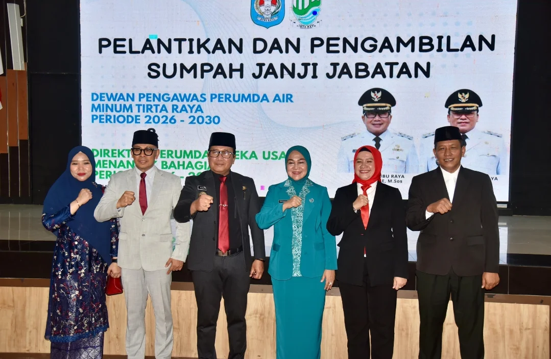 Lantik Dewas Perumda, Bupati Kubu Raya Tegaskan Dewan Pengawas Bukan Momok