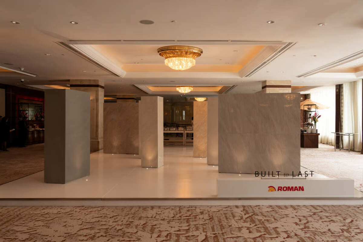 Perkuat Portfolio Produk Granit Premium, ROMAN Luncurkan Xtra 100x100