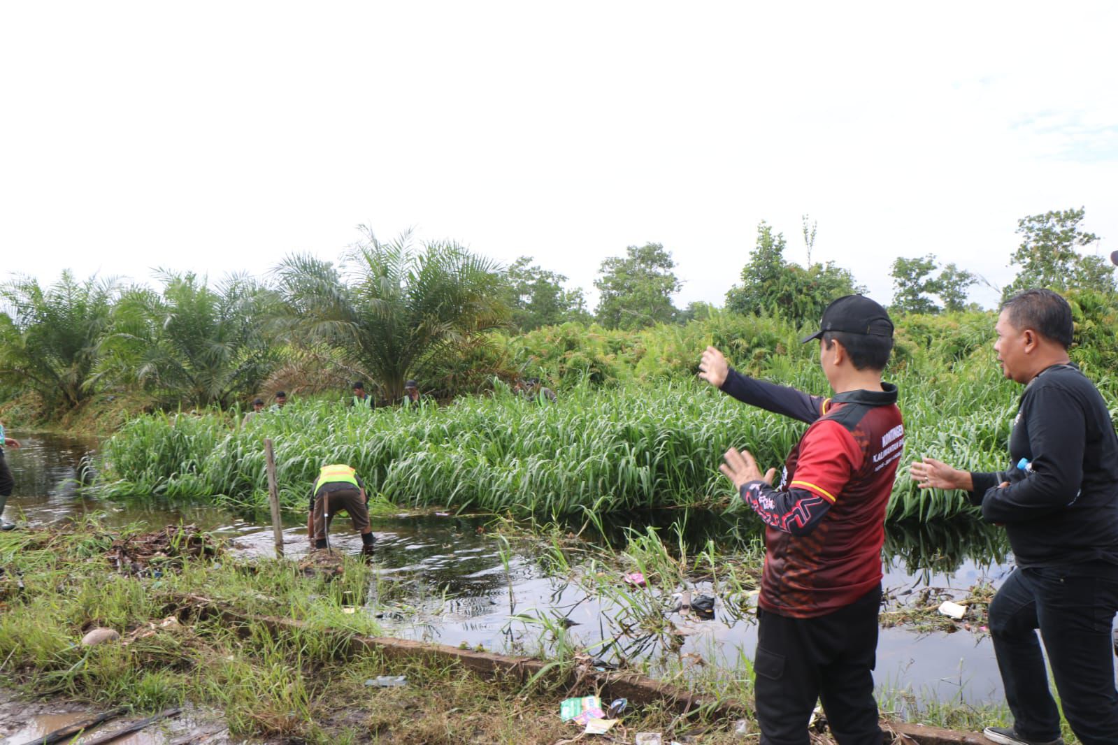 Gotong Royong Massal di Pontianak Utara, Wawako Bahasan: Ini Wujud Kepedulian Bersama