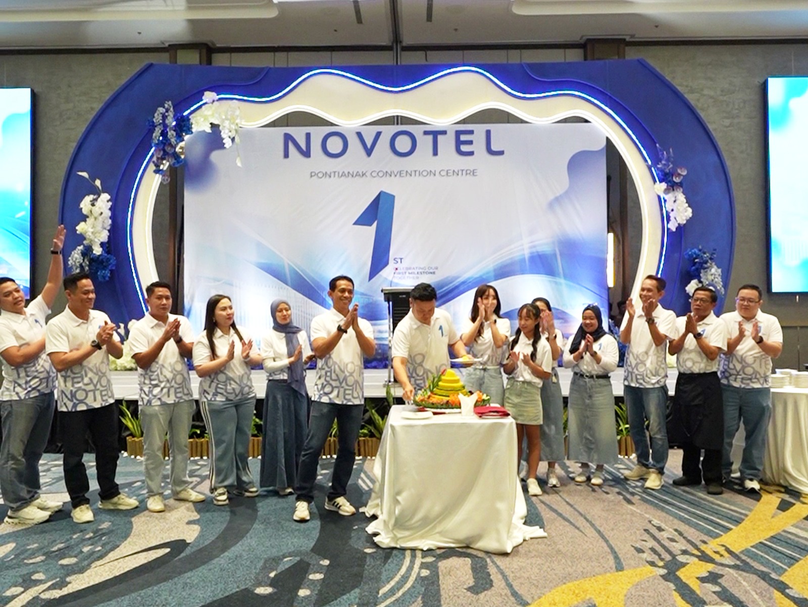 Novotel Pontianak Convention Centre Rayakan Anniversary Pertama dengan Tema ONEderful
