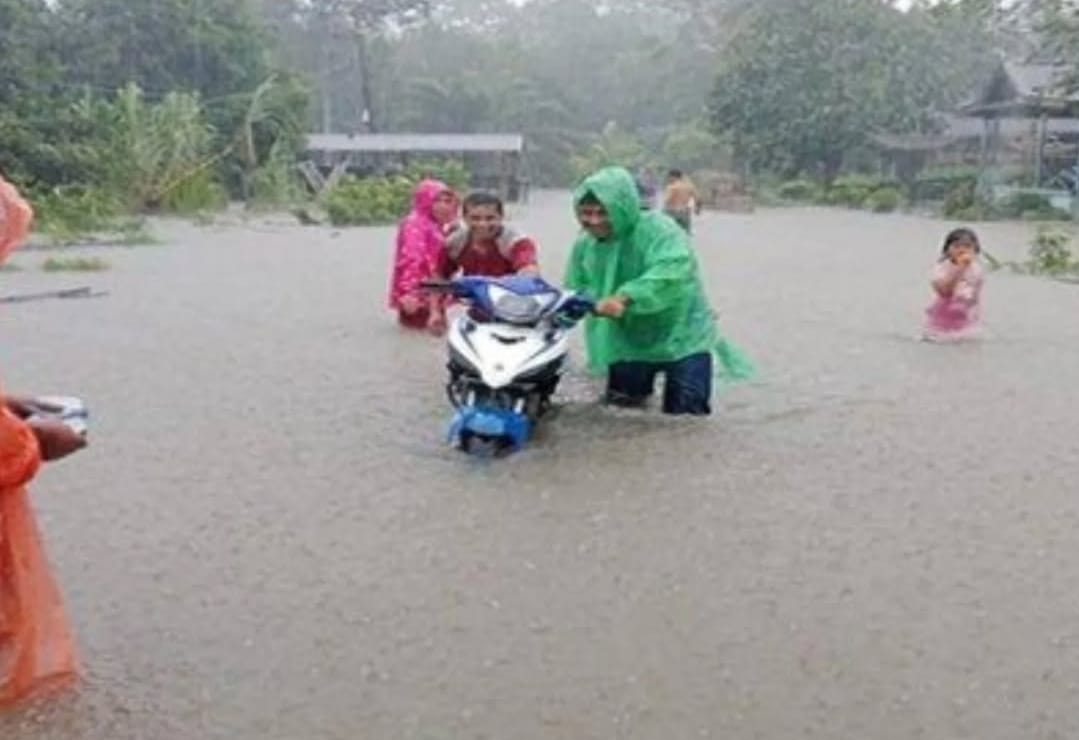 Fenomena Bulan Baru Picu Potensi ROB di Pesisir Kalimantan Barat, 30 Desember 2024 - 4 Januari 2025