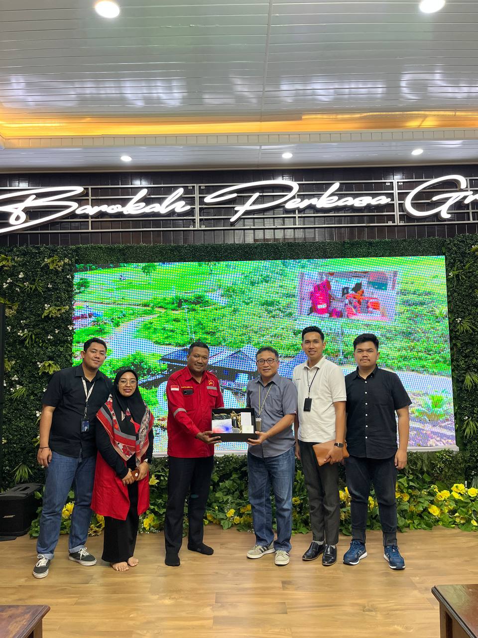 Telkom Sambangi PT Mashud Bersaudara Internasional di Momen Hari Pelanggan Nasional