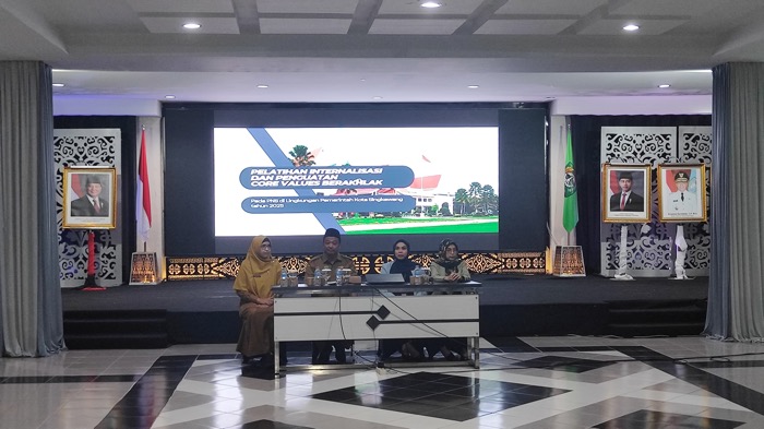 Pemkot Singkawang Luncurkan Strategi Perkuat Budaya Kerja ASN BerAKHLAK