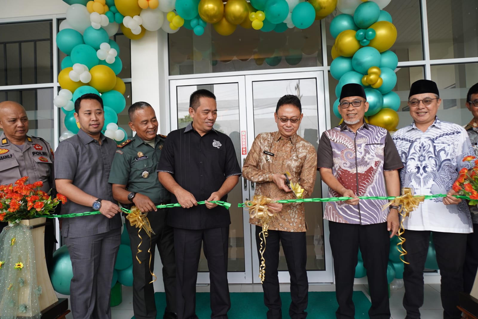 Puskesmas Paris II dan Siantan Tengah Diresmikan, Layanan Kesehatan Pontianak Kian Modern 