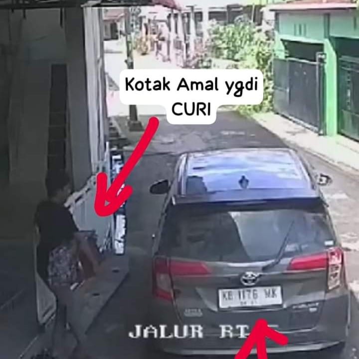 Pencurian Kotak Amal di Masjid Sungai Raya Dalam, Menggunakan Mobil.
