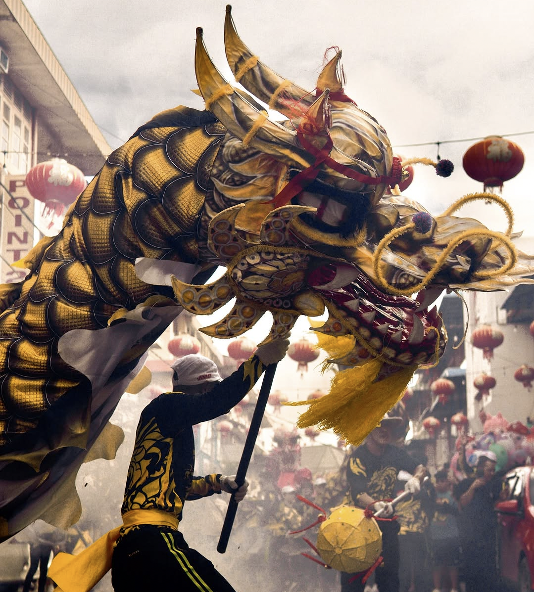 Sembilan Naga Jalani Ritual Buka Mata, Meriahkan Puncak Festival Cap Go Meh di Singkawang