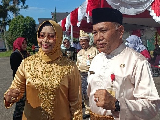 Juli Suryadi Burdadi Dampingi Erlina dalam Pilkada Mempawah 2024