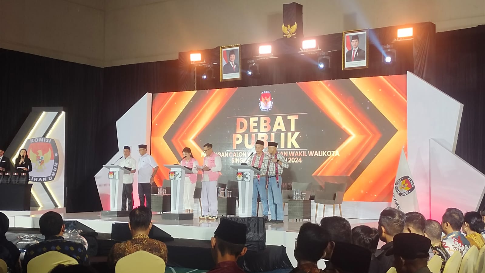 Tjhai Chui Mie-Muhammadin Paparkan Visi dan Program Kerja di Debat Calon Walikota Singkawang