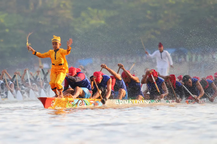 Puncak Festival 'Aura Farming' Pacu Jalur 2025 yang Viral Akan Digelar Dalam Waktu Dekat! Ini yang Perlu Kamu 