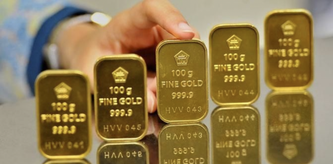 Update Harga Emas Antam Jumat 6 Februari 2026, Turun Rp100 Ribu per Gram