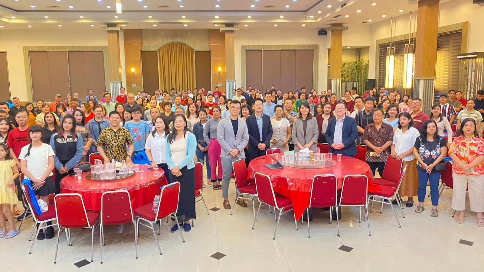 Health Talk Borneo Medical Centre: Membangun Kesadaran Kesehatan Masyarakat Pontianak Bersama Dokter Spesialis