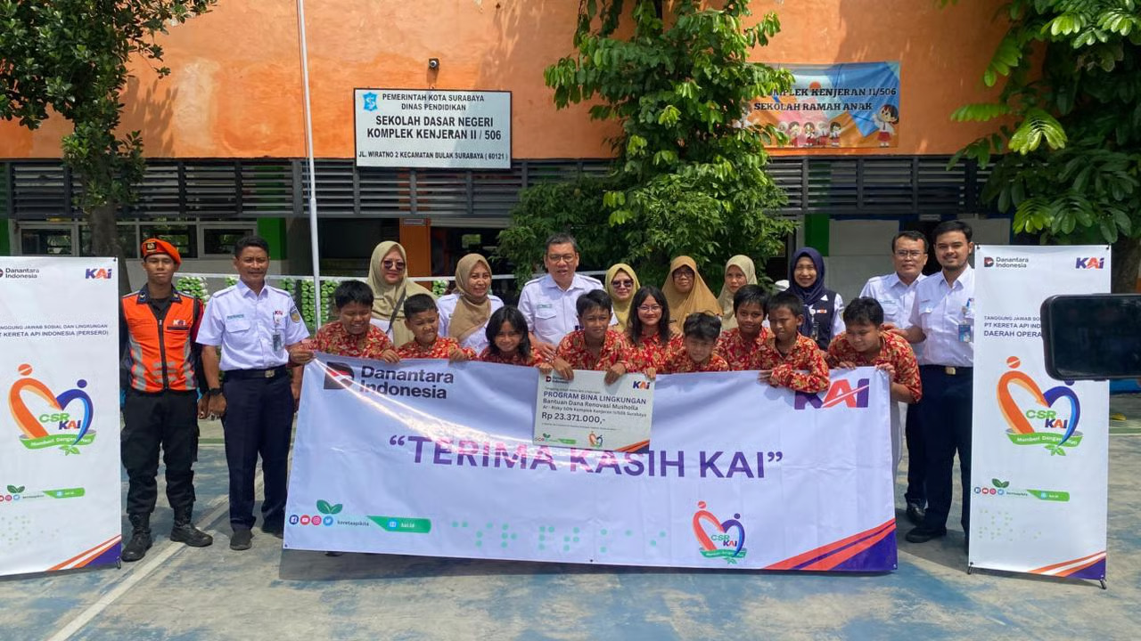 KAI Daop 8 Surabaya Dukung Perbaikan Musala Di Berbagai Sekolah Agar Layak dan Nyaman