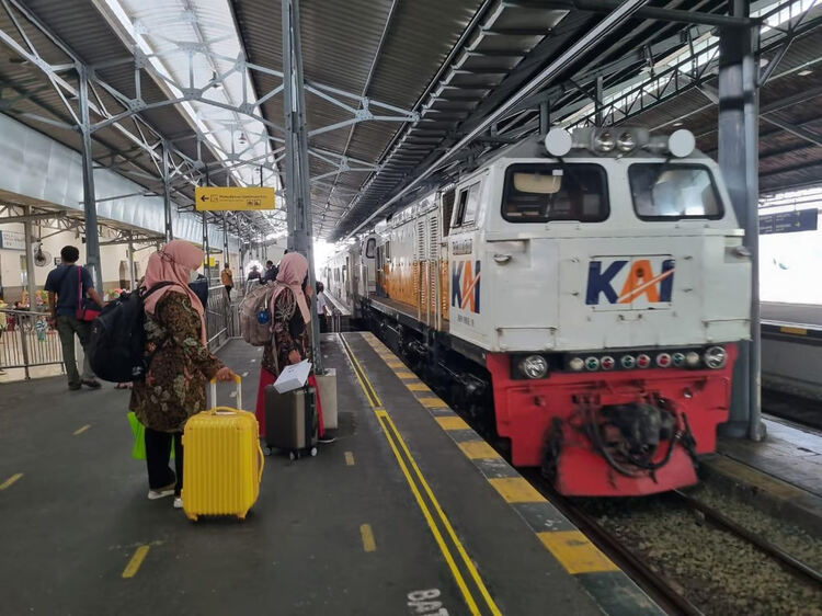 Solo Terintegrasi, Stasiun dan Terminal Terhubung, Efisienkan Perjalanan Masyarakat Pada Saat Lebaran