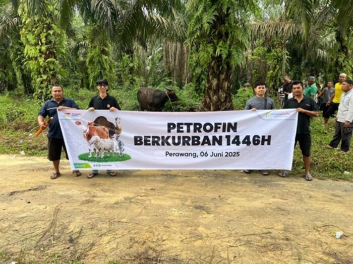 Elnusa Petrofin Salurkan 17.520 Paket Kurban Menggunakan Wadah Ramah Lingkungan Kepada Penerima Manfaat