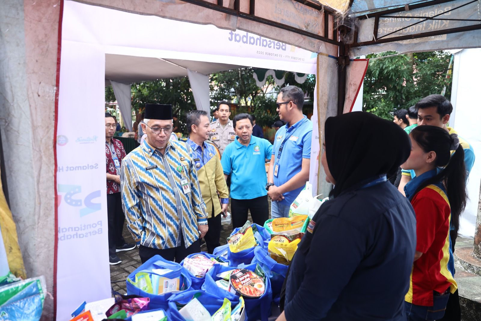 Pemkot Pontianak Gelar Operasi Pasar Murah, 10.752 Paket Sembako Disalurkan