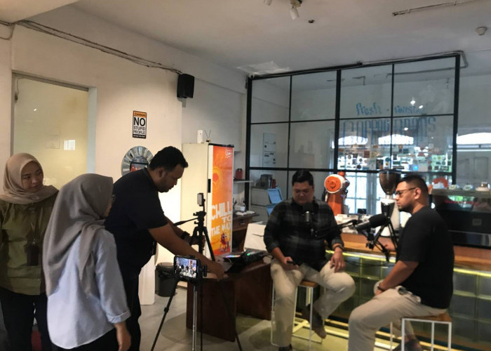 Telkom Regional IV Kalimantan Apresiasi Enjoy Senja Coffee, Angkat Cerita Bisnis Lokal Lewat Podcast #JoinTalk