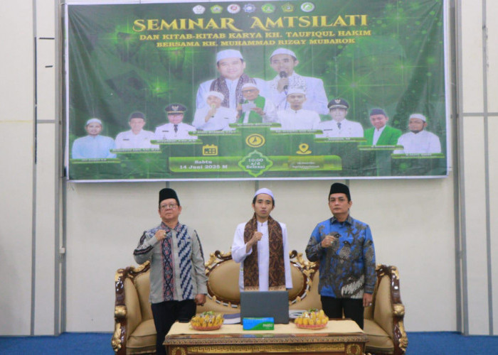 Wakil Walikota Pontianak Ajak Warga Jaga Toleransi Antar Agama dan Suku dalam Kegiatan Seminar Amtsilati