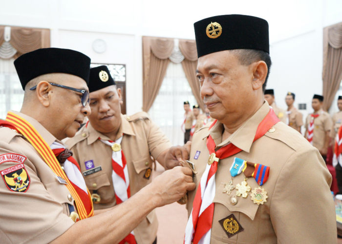 Edi Rusdi Kamtono Resmi Dikukuhkan jadi Ketua Mabicab Pramuka Pontianak 2022–2027