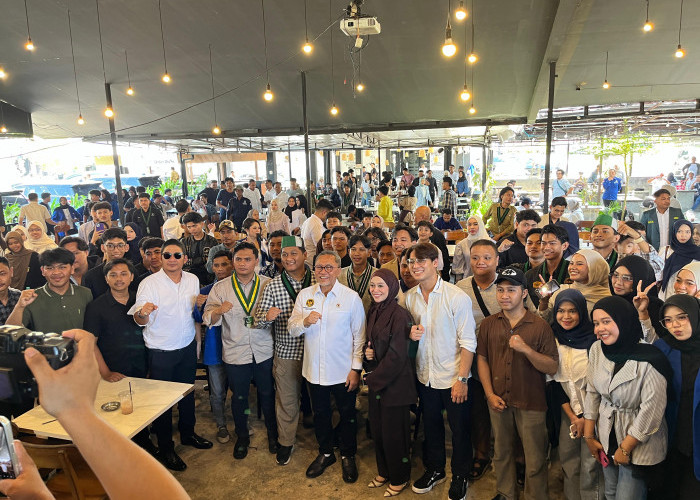 Zulhas Pilih Ngopi dan Berdialog dengan Anak Muda Pontianak, Bahas Masa Depan Pangan Indonesia